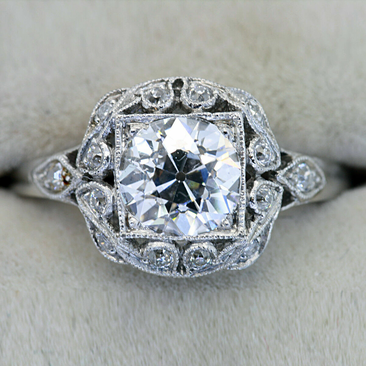 Vintage Style 2.50Ct Diamond 14k White Gold Engagement Ring Simulated in Size 9