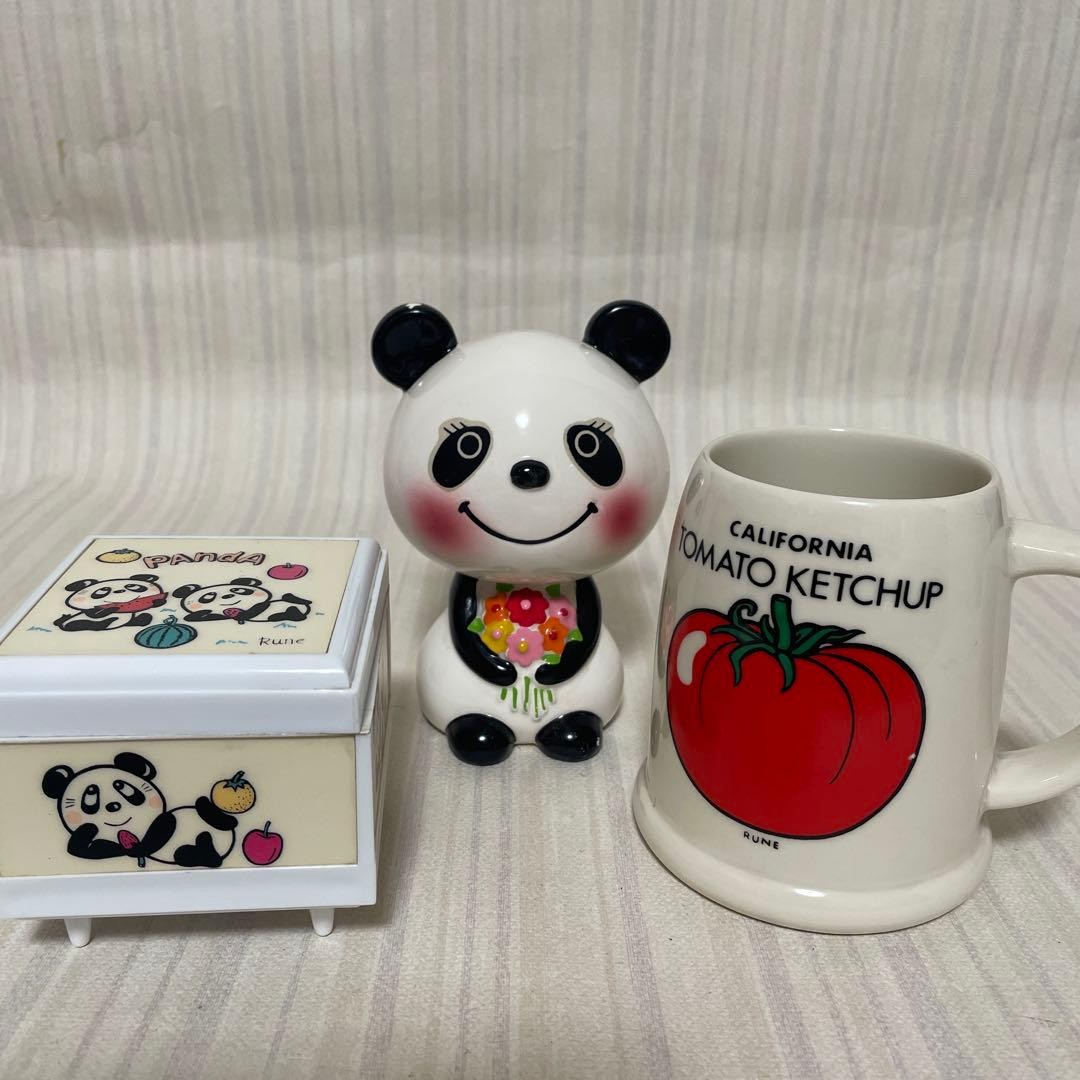 Vintage Rare Naito Rene TO Mug Panda Piggy Bank Music Box