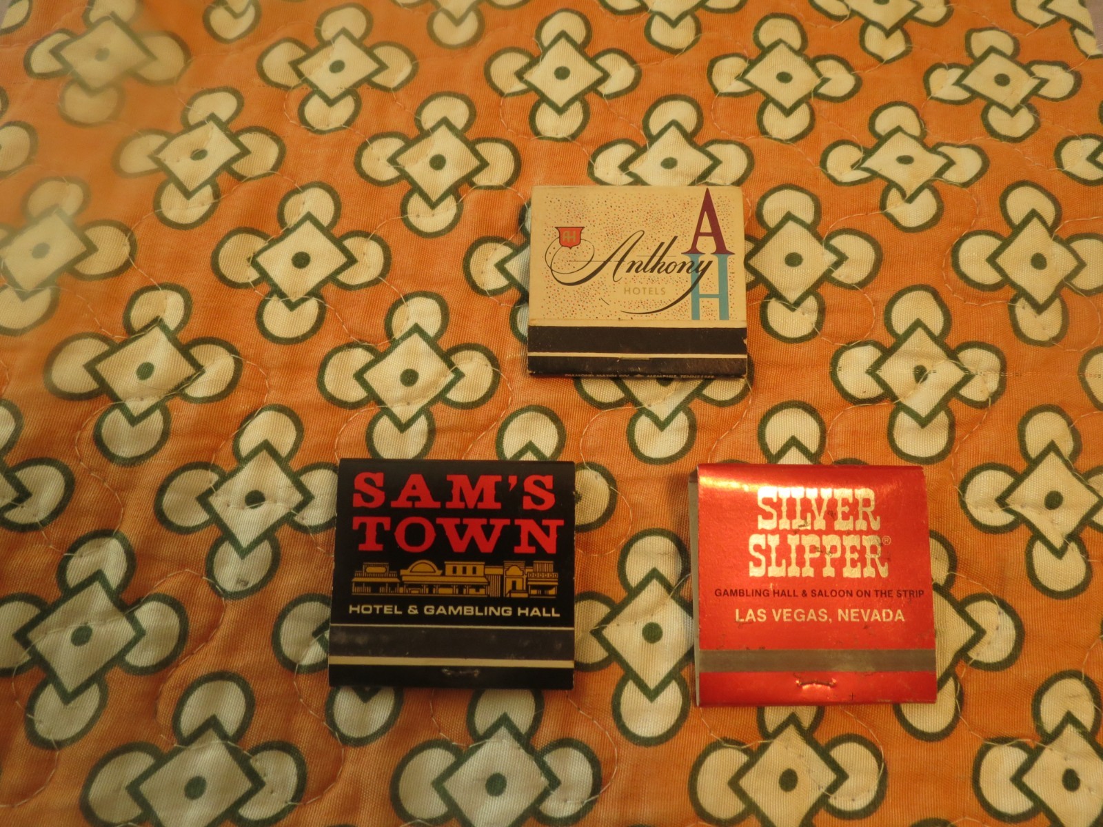 Vintage  Sam's Town, Anthony, Silver Slipper Matchbooks Las Vegas, Nevada