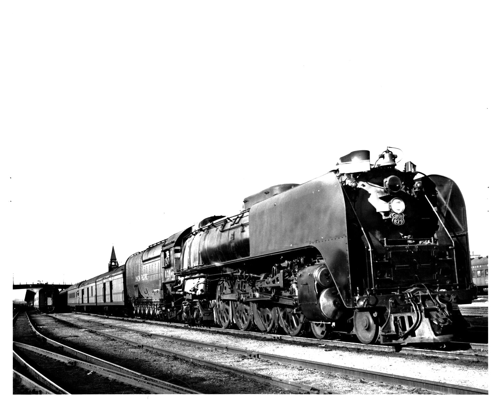 RAILROAD TRAIN UNION PACIFIC 829 RAILROAD PHOTO 8 X 10 B & W PHOTOGRAPH