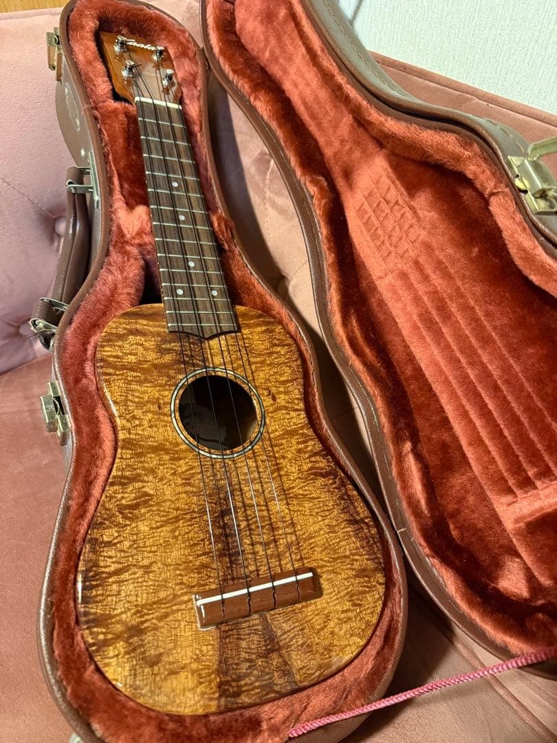 Kaala KU-50 Ukulele Hawaiian Koa Wood 2006 with Hard Case