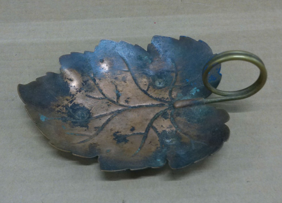 Coppercraft Guild 6” Dish Copper Brass Metal Grape Leaf  Vintage With Handle