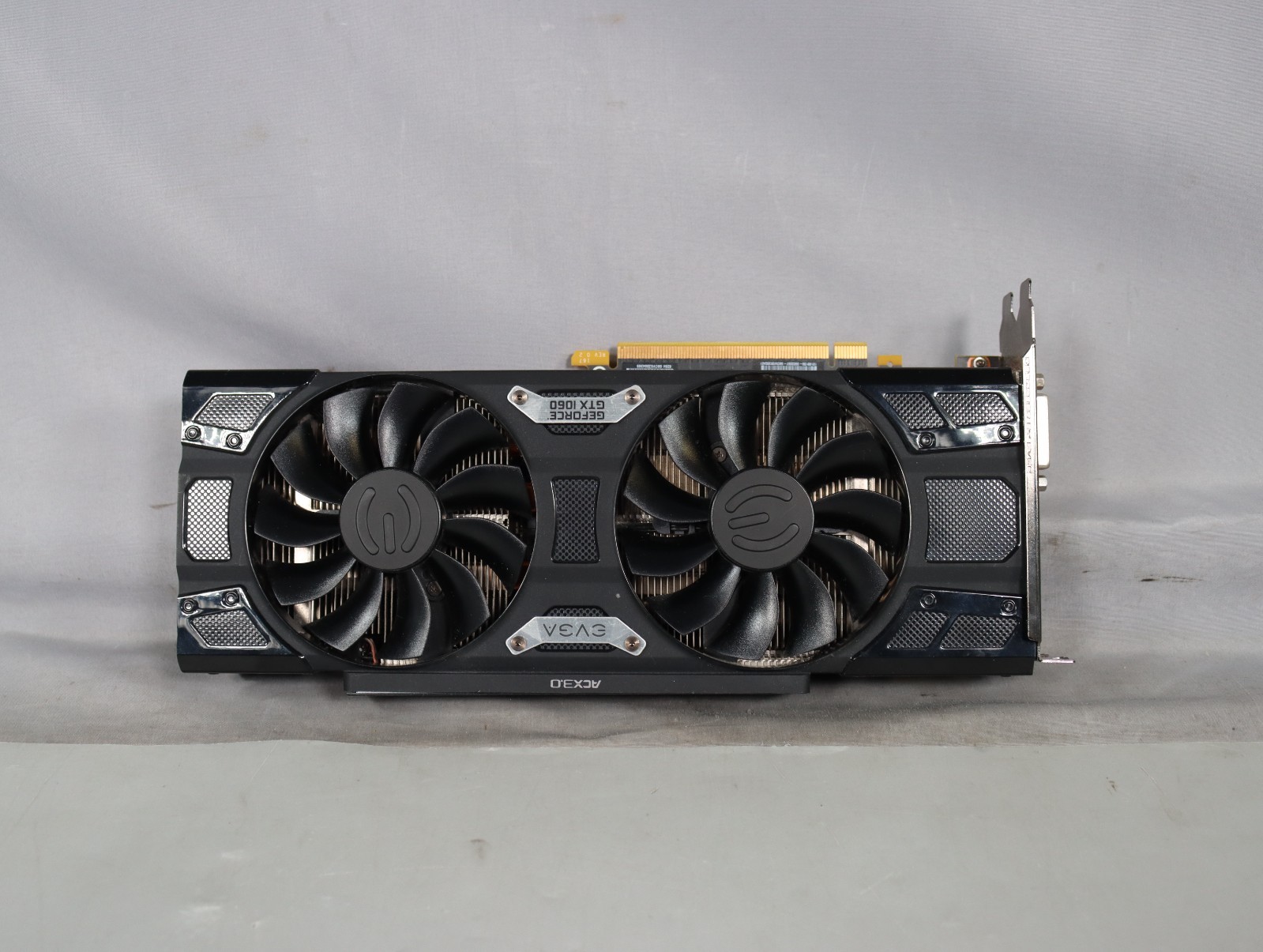 EVGA GeForce GTX 1060 6GB SSC GAMING ACX 3.0 (06G-P4-6267-KR) - USED
