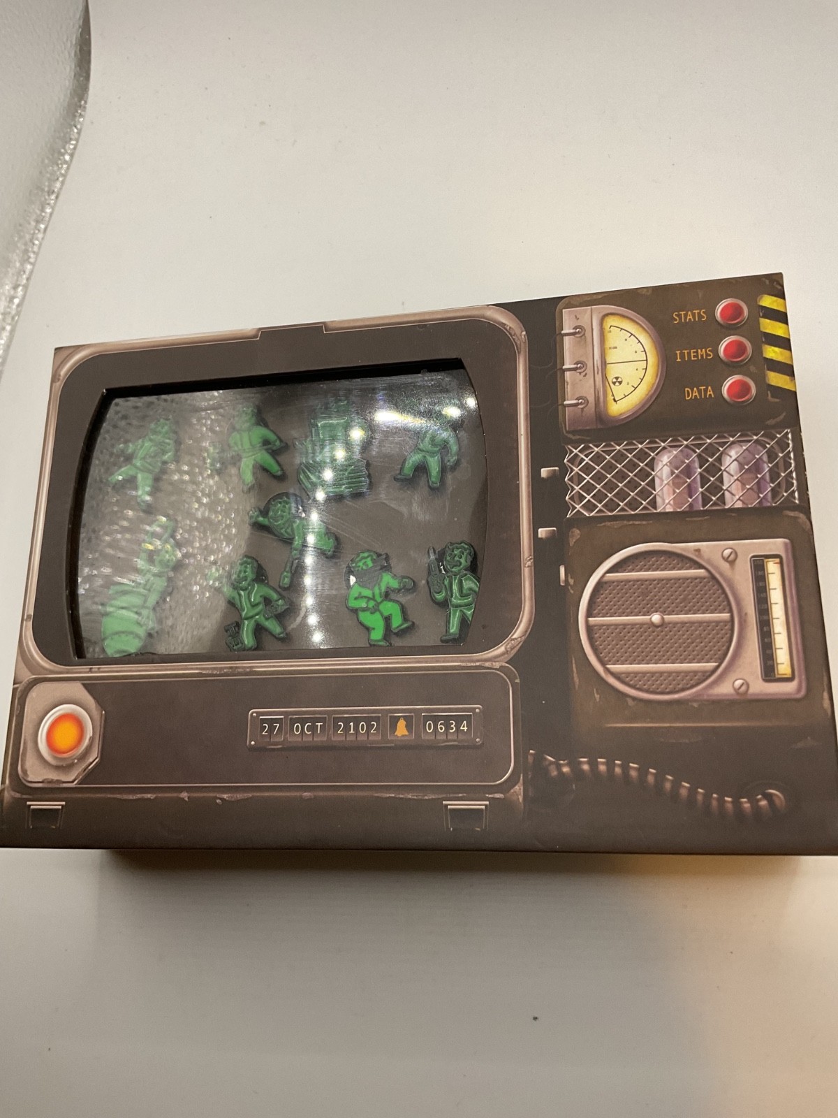 Fallou Pip Boy 9-pc Pin Set Numskull 2018 Radioactive