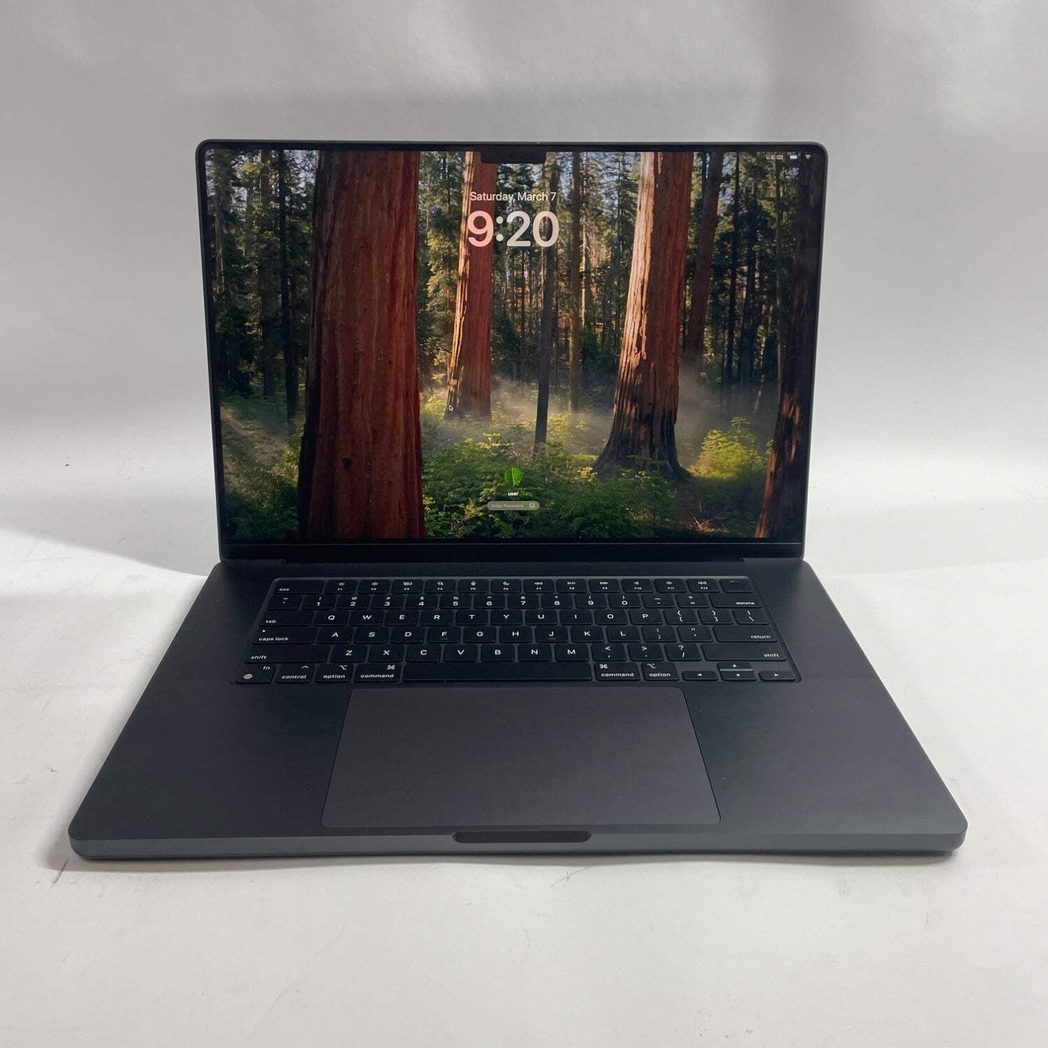 2024 Apple MacBook Pro 16" M4 Max 40C GPU 4.5GHz 64GB RAM 2TB SSD Z1FW000CDLL/A
