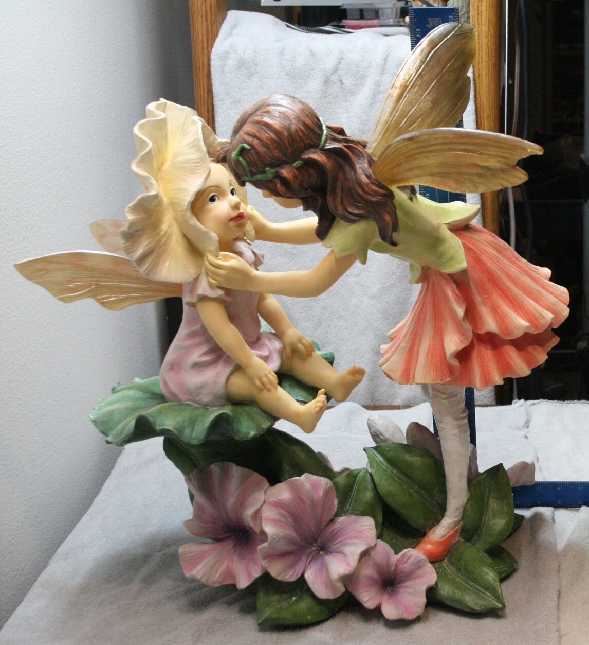 Rare THE SWEET PEA FAIRIES Resin Figurine 22" Cicely Mary Barker Flower Fairies