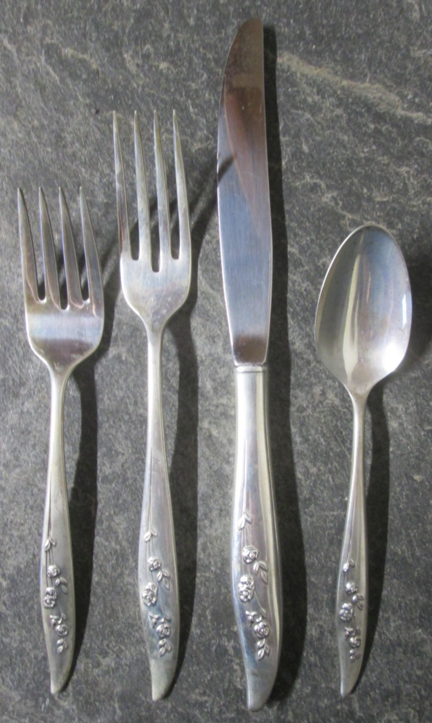 Heirloom Sterling 4 Piece Place Setting Young Love By Oneida