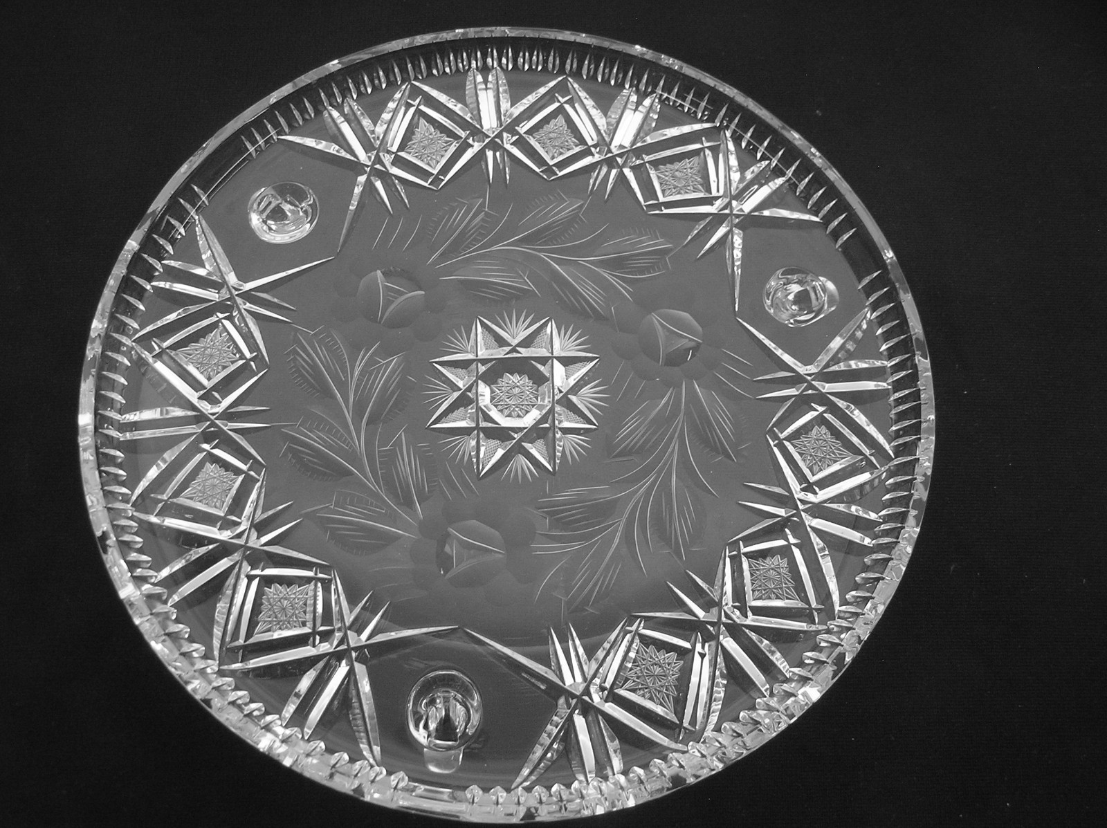 American Brilliant Cut Glass 1876-1916 3 footed large cakestand