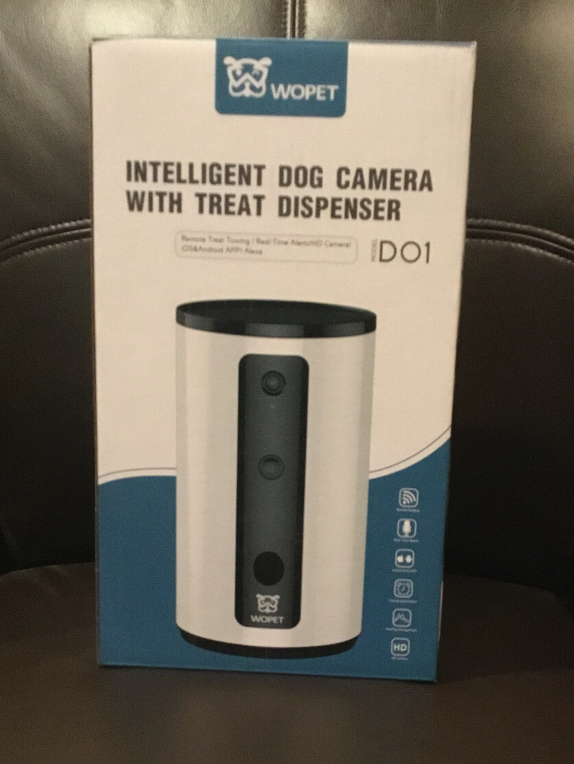 Inteligent Dog Camera With Threat  Dispenser
