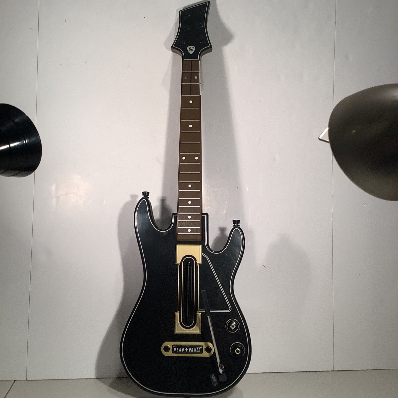 Activision Guitar Hero Power Wireless Guitar Xbox 360 PS3 Black Gold No Dongle