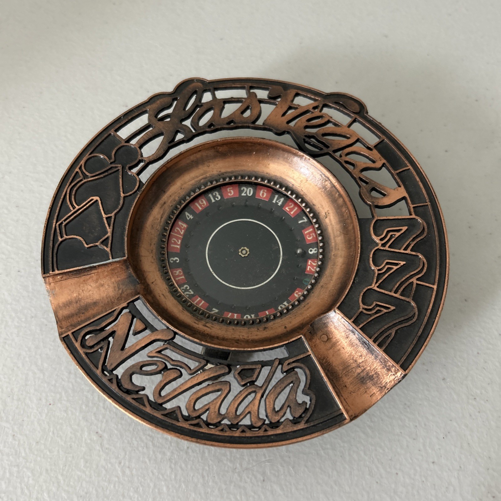 Vintage LAS VEGAS Souvenir Ashtray Roulette Wheel /Working Well