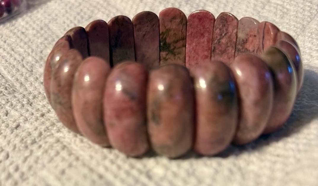 Natural Rhodonite Bangle Crystal Healing Heart & Root Chakra Stretch Bracelet