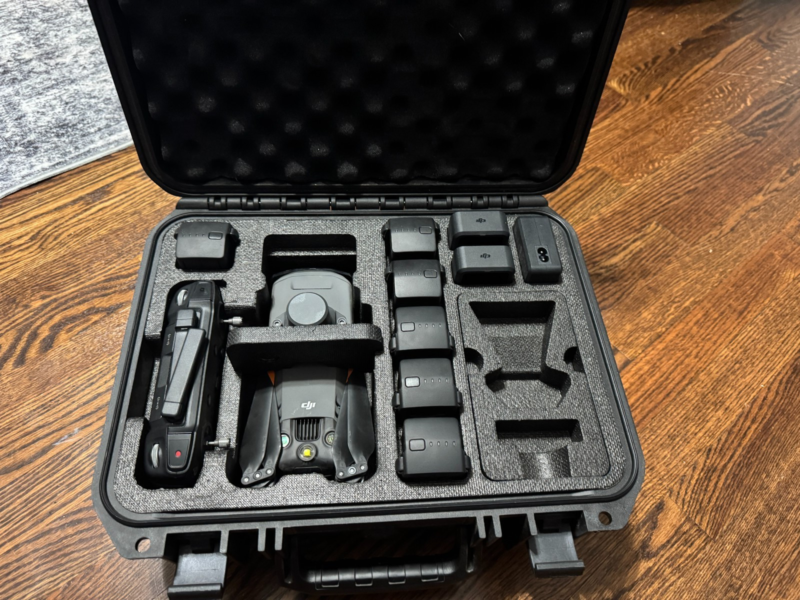DJI M3T With RTK and Extra Battery Kit for Inspections and Mapping
