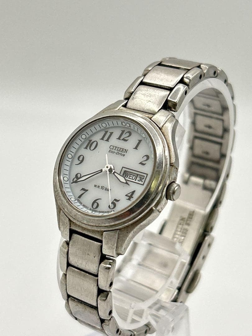 Working Citizen Eco-Drive Women's Day Date Solar Watch