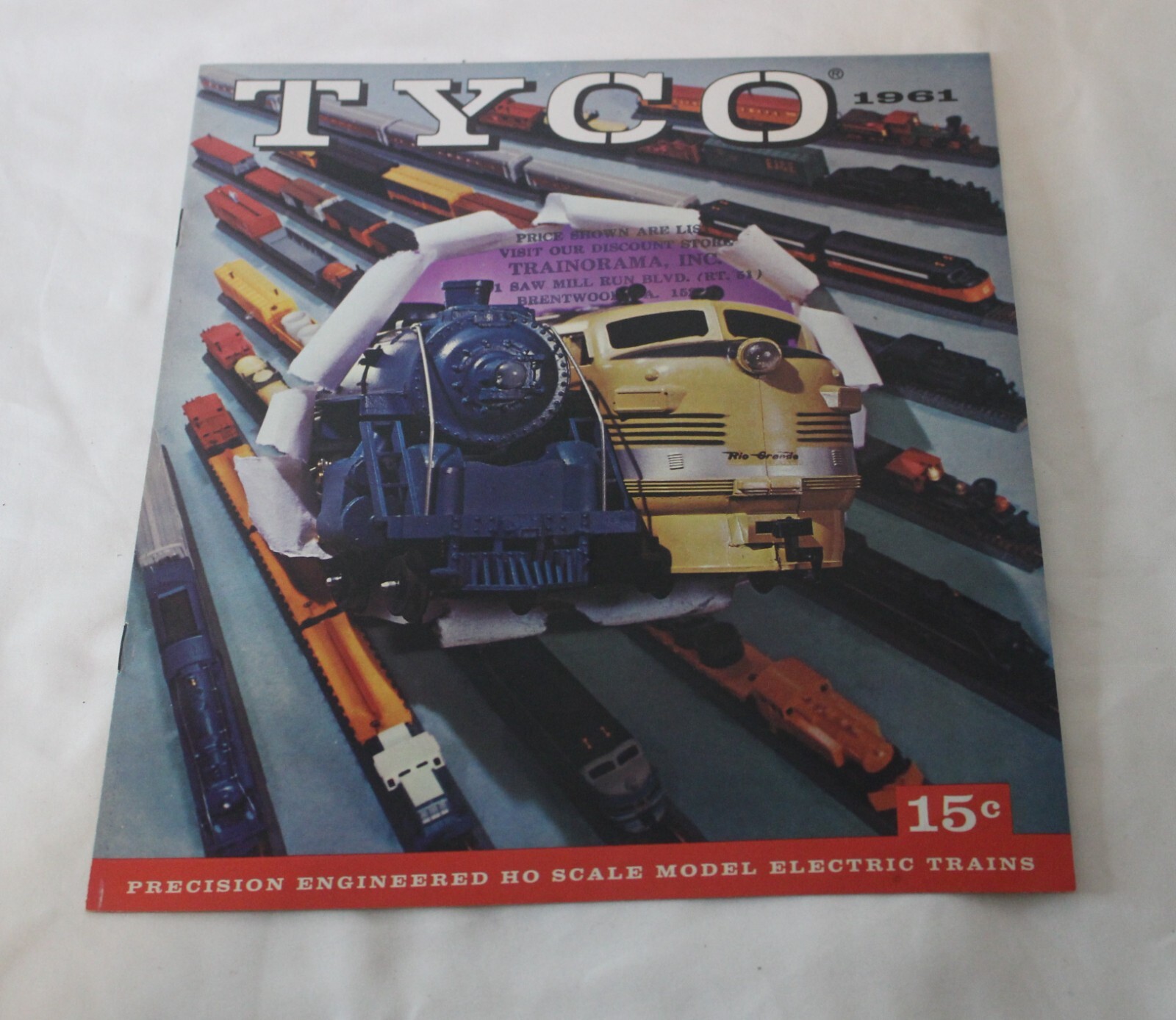 TYCO 1961 Toy Dealer Catalog HO Electric Trains Locomotives Red Dot Special