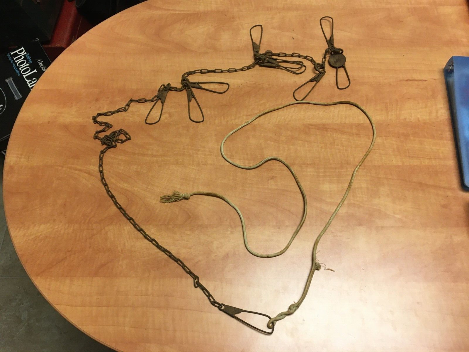 Vintage Chain Metal Fishing Fish String Holder 10 Hooks 113" Length