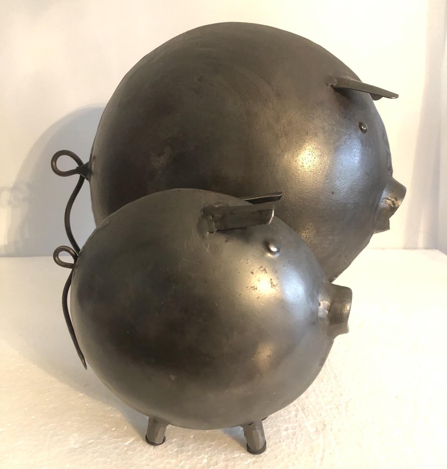 Vtg MCM Metal Pig Pair Sculpture Handcrafted Forged Folk Art Farmhouse Rustic