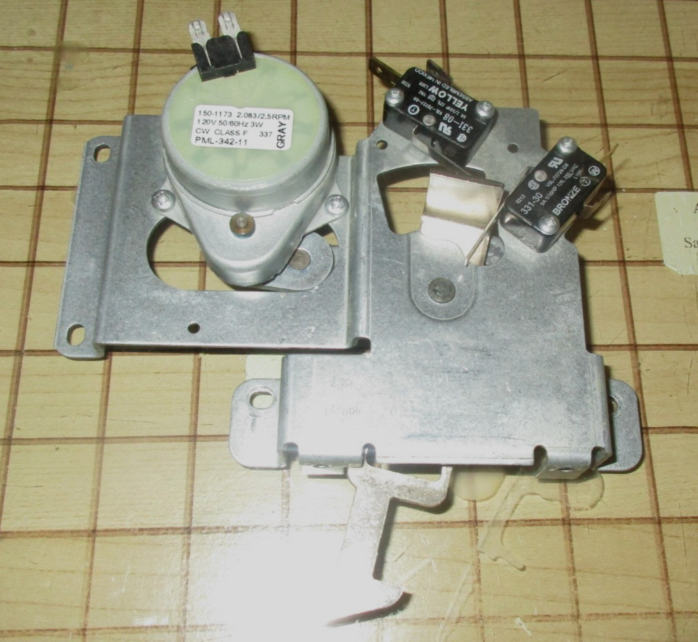 Thermador Oven Latch(original) 00489102, 00487676, 14-38-095, 487676, 489102