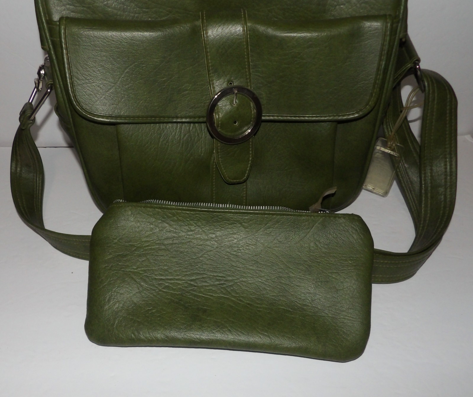 SAMSONITE 1970s FASHIONAIRE LG AVOCADO GREEN TRAVELBAG & MATCHING POUCH W/KEYS