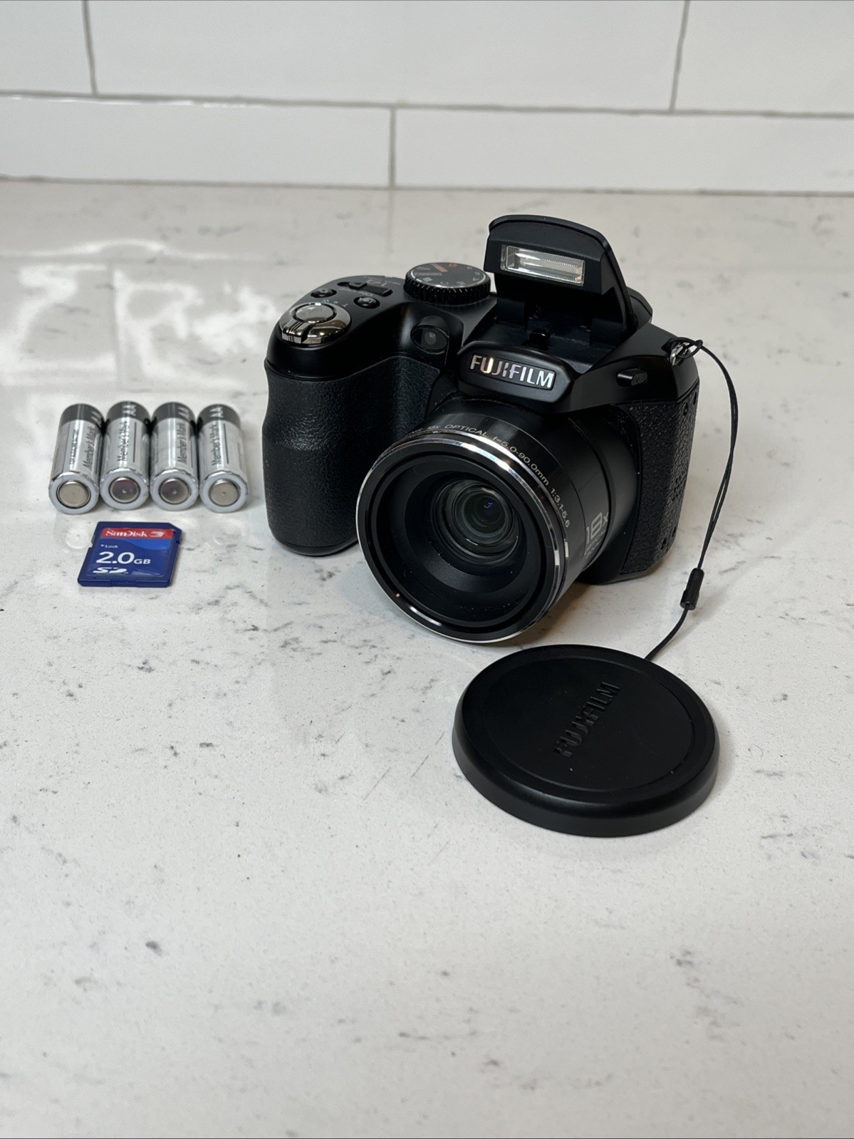 FUJIFILM FinePix S2980 S Series 14.0 MP Digital Camera w 2gb Card Tested Working