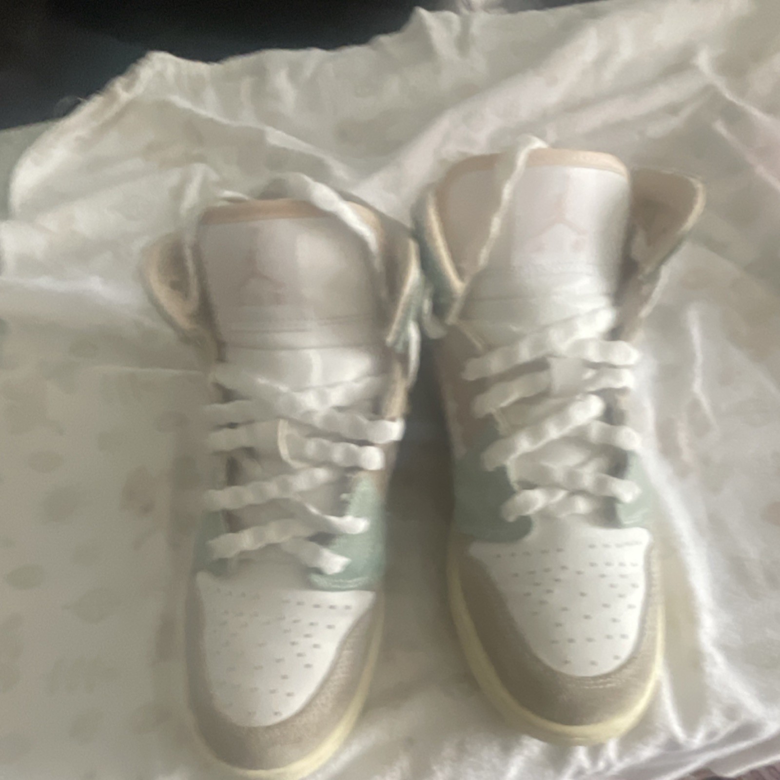Jordan High Top Boys Sneakers DZ5361-100 White Beige Green US 5Y Basketball