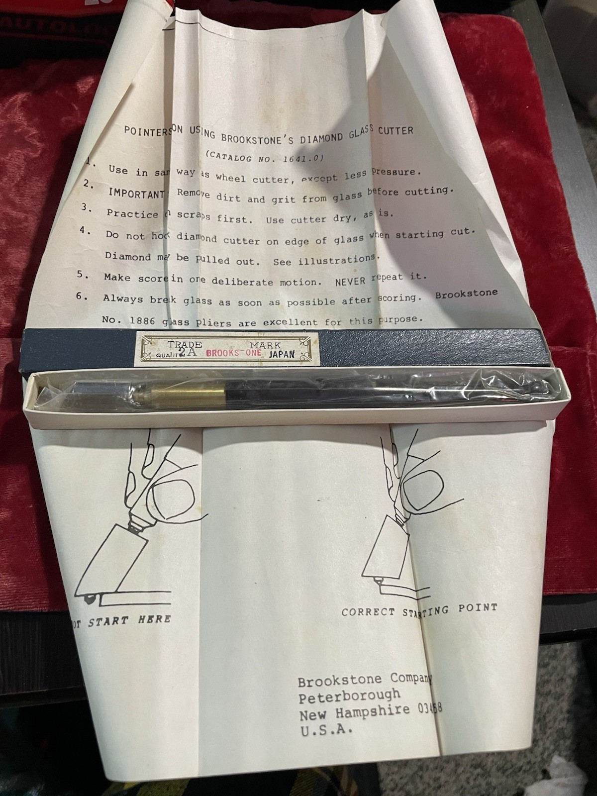 Brookstone 2A Japan Professional Diamond Glass Cutter, New