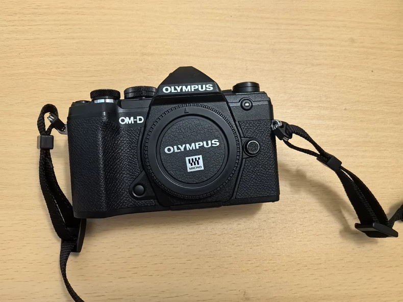 Olympus OM-D E-M5 Mark III 20.4 MP Mirrorless Camera Body only BLACK