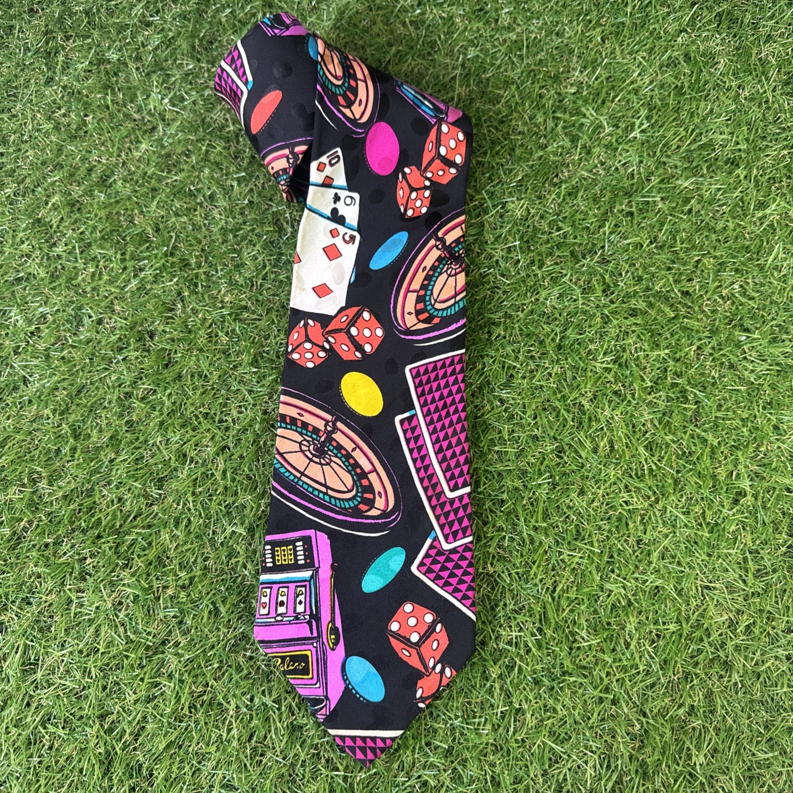 Bolero 100% Silk Casino Gambling Theme Necktie – 60x4 – Cards Dice Slots