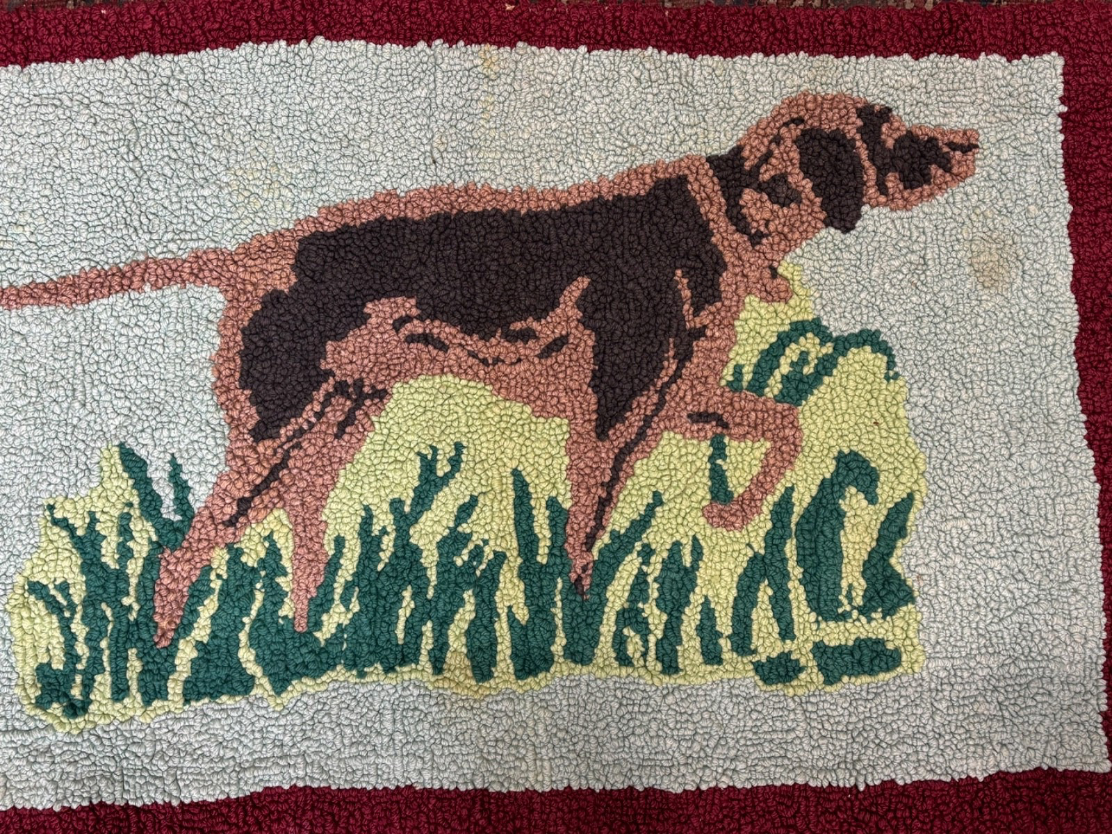 ANTIQUE VINTAGE AMERICAN FOLKART HOOKED RUG HUNTING POINTER BIRD DOG 33 1/2”x21”