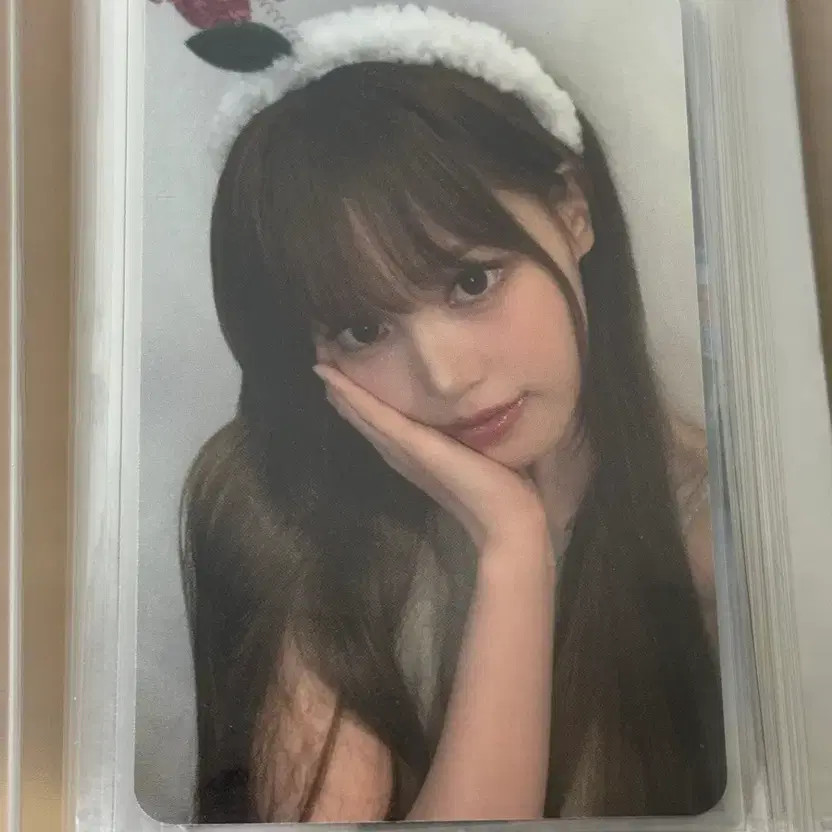 Izuna Jeong Se-bi Apple Music Fan Card with Bonus