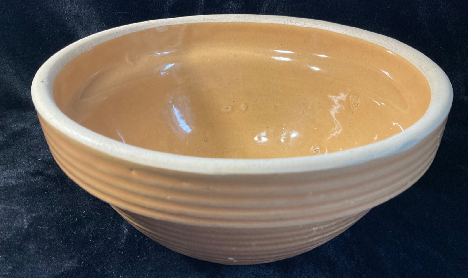 Western Stoneware Beehive Ribbed 8" Ceramic Bowl Golden Yellow Excellent Conditi