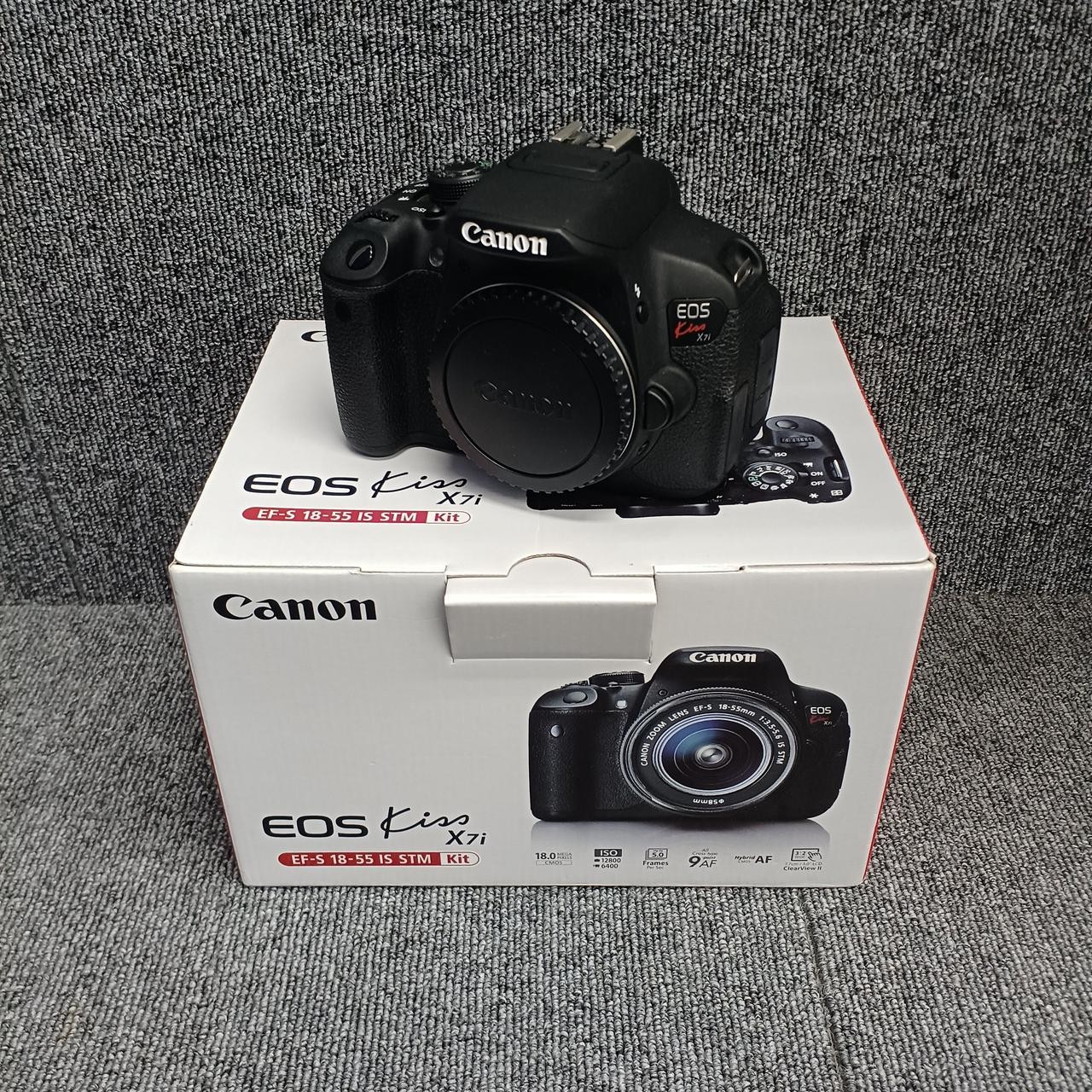 Canon EOS Kiss X7i DSLR Camera Compact Used From Japan