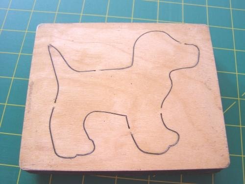 Accuquilt  fabric cutter DOG die Heavy wood  Old style #1476