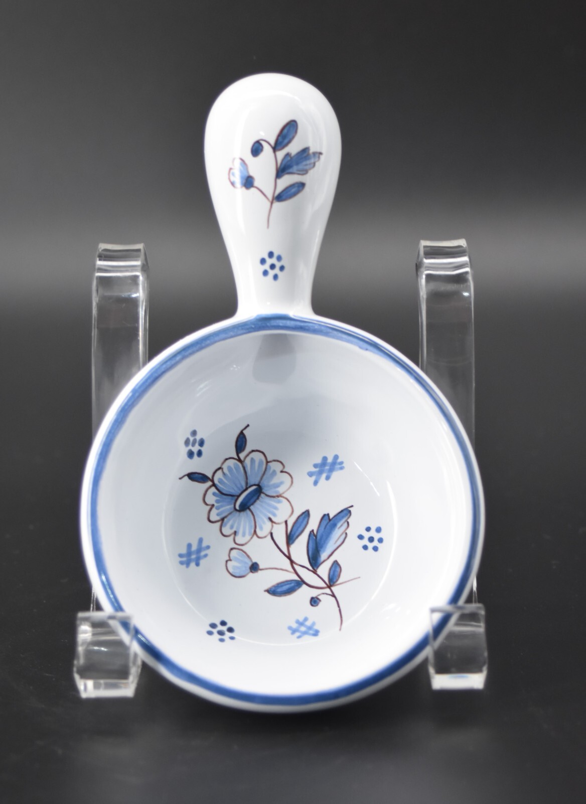 Rouen Fait Main Faience Blue White Floral Pottery Cup Dish w/Handle 5.25"