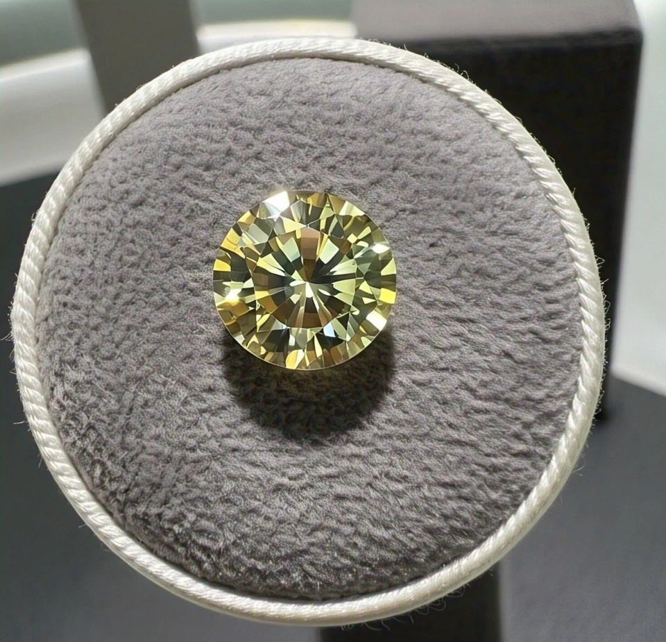 1Ct Natural Yellow Color Certified Lab-grown Diamond Round Cut VVS1 Clarity o029