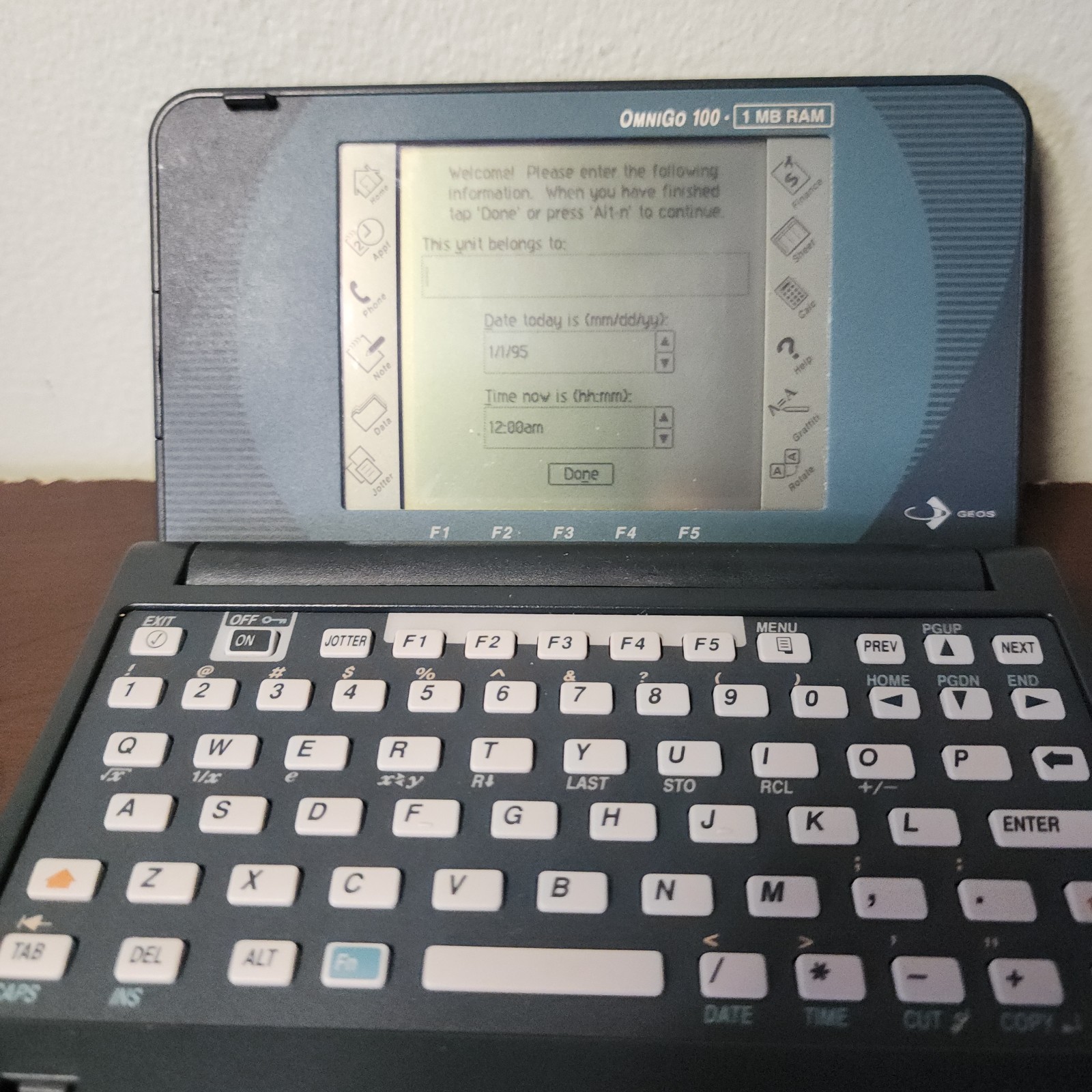 HP OmniGo 100 PDA 1995 Geos/Dos with Stylus PDA History Very Rare WORKING