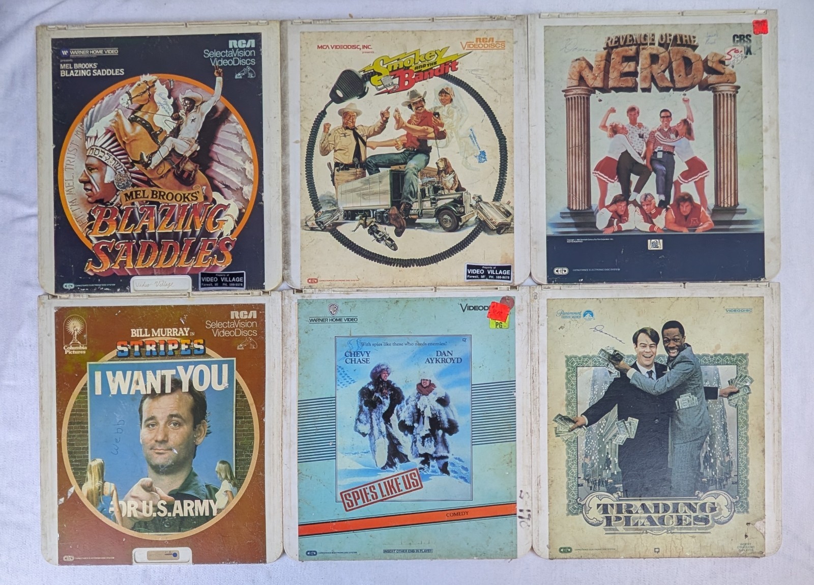 CED Videodisc Lot Blazing Saddles Trading Places Stripes Smokey Bandit 17