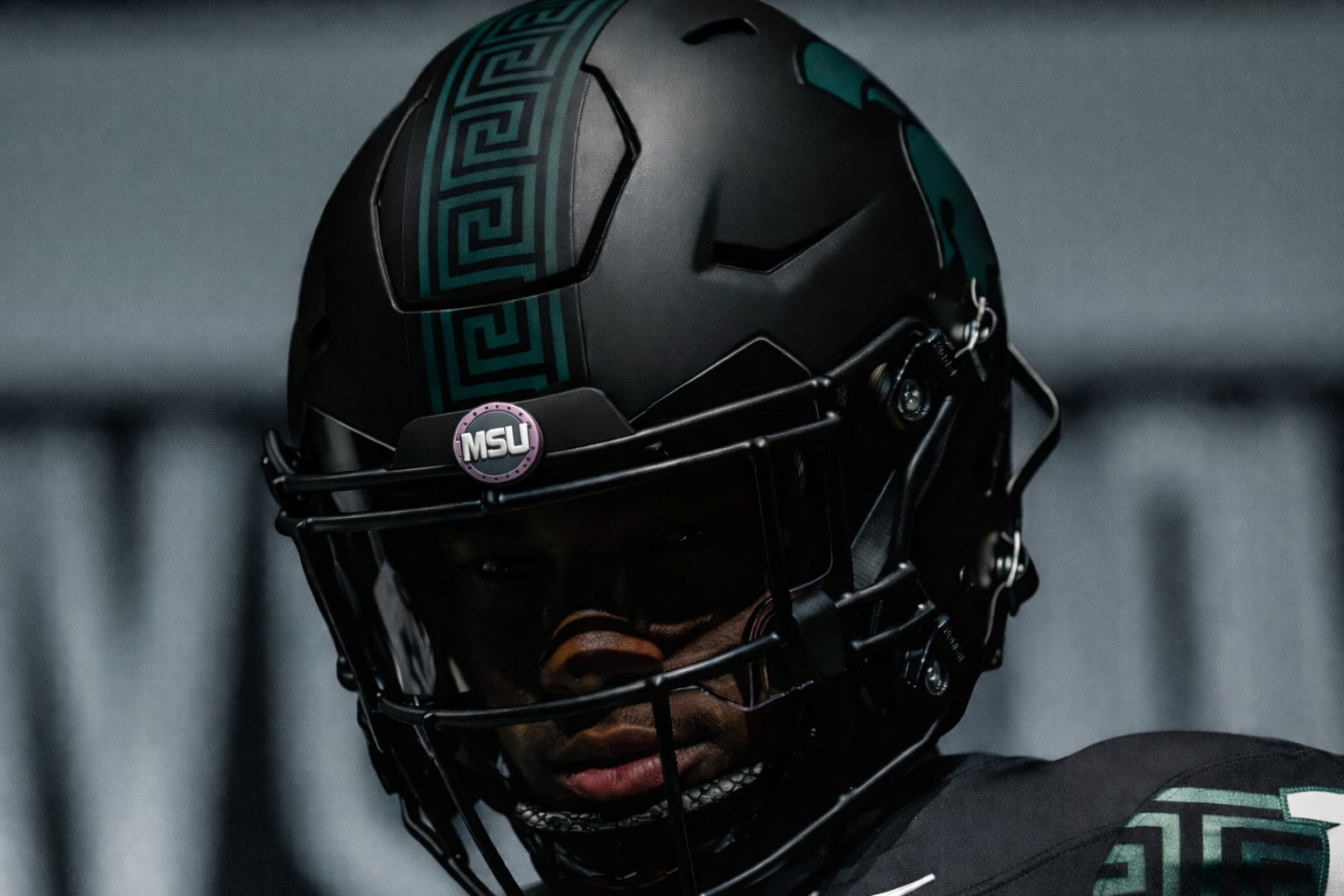 Michigan State Spartans 2023 Matte Black Riddell Speedflex Football Helmet