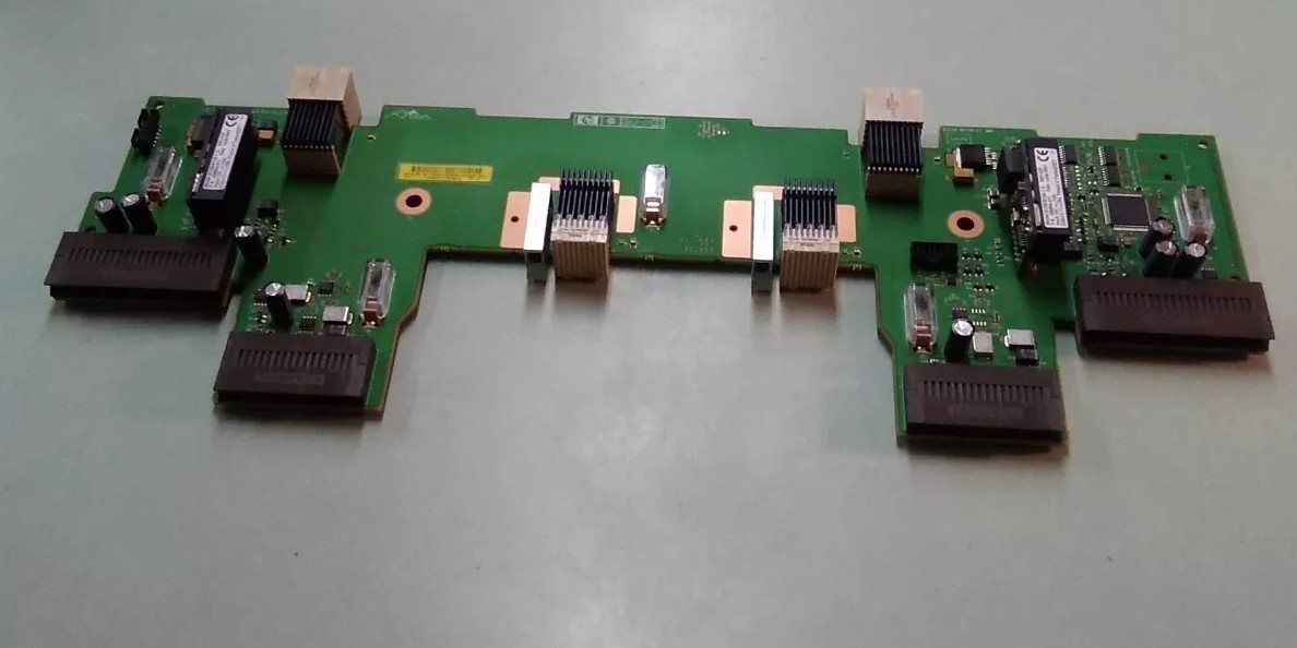 HP AG638-60210 FC Midplane Backplane Board 461492-005 Storageworks REV A1