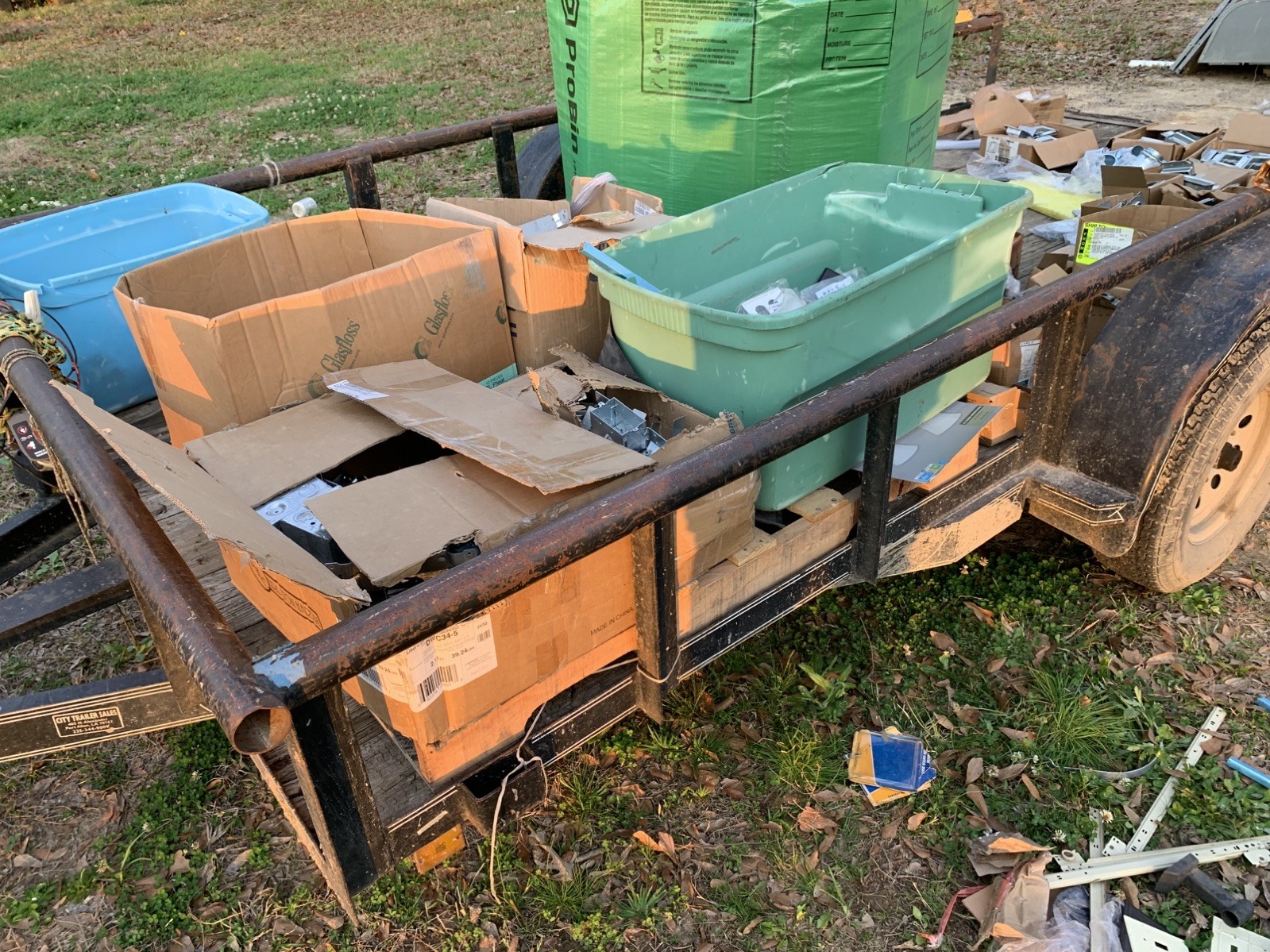 LARGE LOT OF ELECTRICAL SUPPLIES