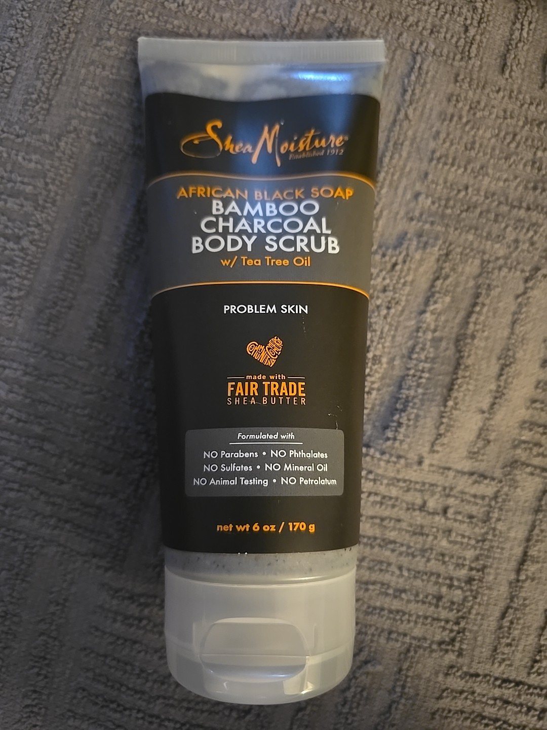 SheaMoisture African black soap bamboo charcoal body scrub exfoliate, 6 Oz (M12)