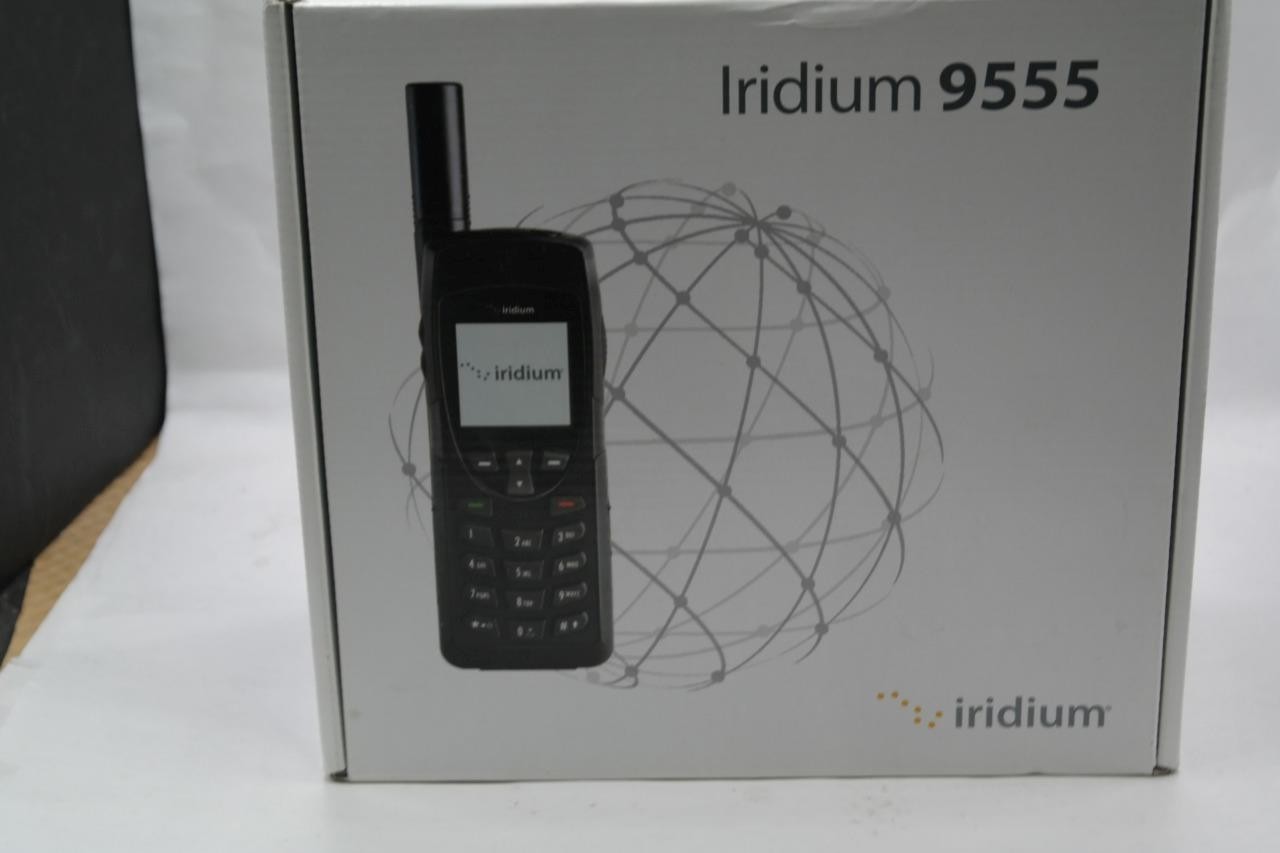 Iridium 9555 Satellite Phone with accessories and box