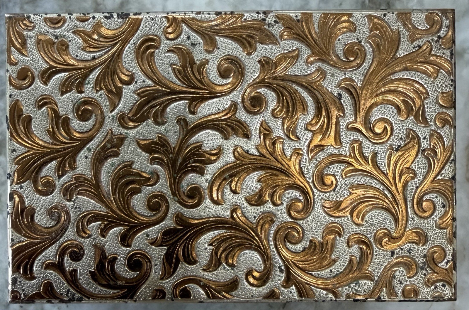 Vintage Elgin American Musical Cosmetic Case Gold Scroll Powder Compact