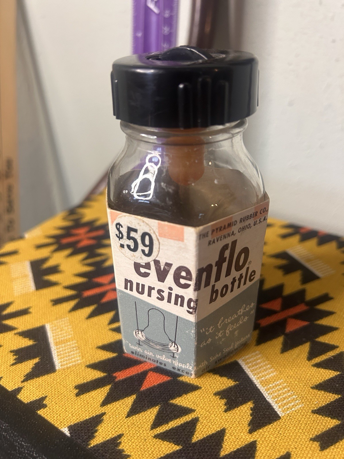 Vintage Hexagon Evenflo 4oz Glass Baby Bottle Sleeve Advertising Cap Nipple NOS