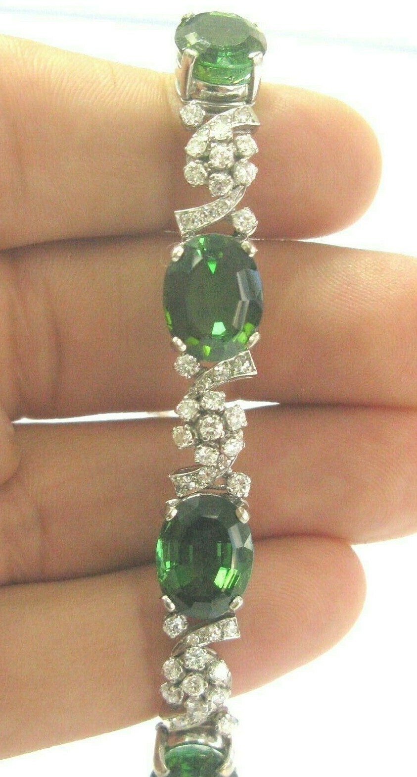 Green Tourmaline & Diamond Bracelet 18Kt White Gold 41.00Ct 7"
