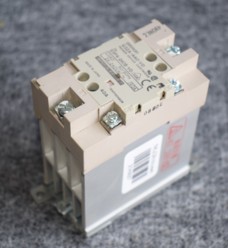 OMRON  G32A-A40-VD/G3PA-240B-VD   #214926-R1*B33