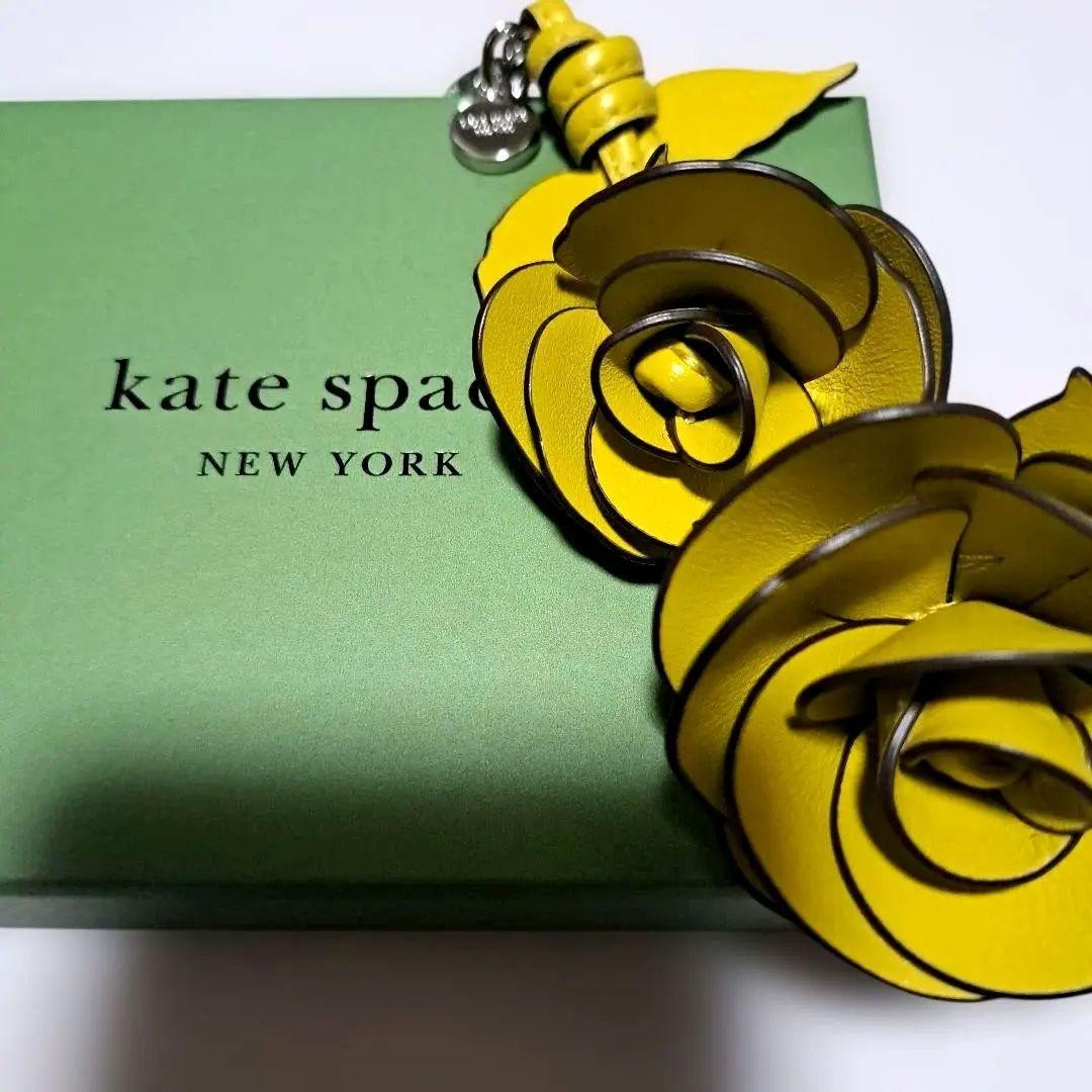 kate spade Charmed Rose Bag Charm Unused❤