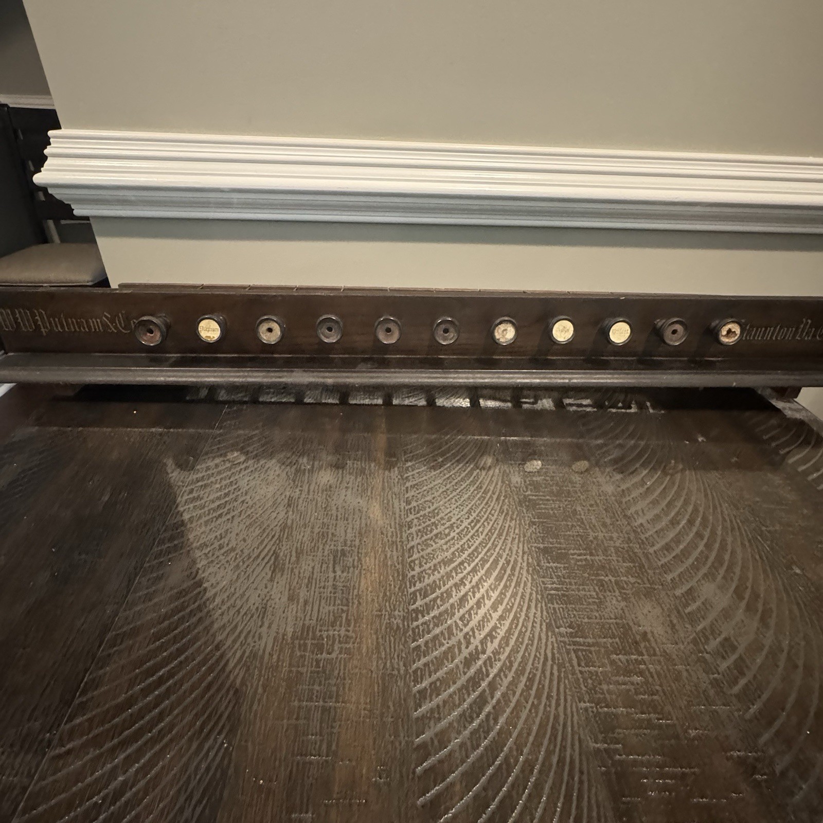 W.W. Putnam & Co Staunton VA 11  Pump Organ  Pulls Stops & Mount Parts As Is