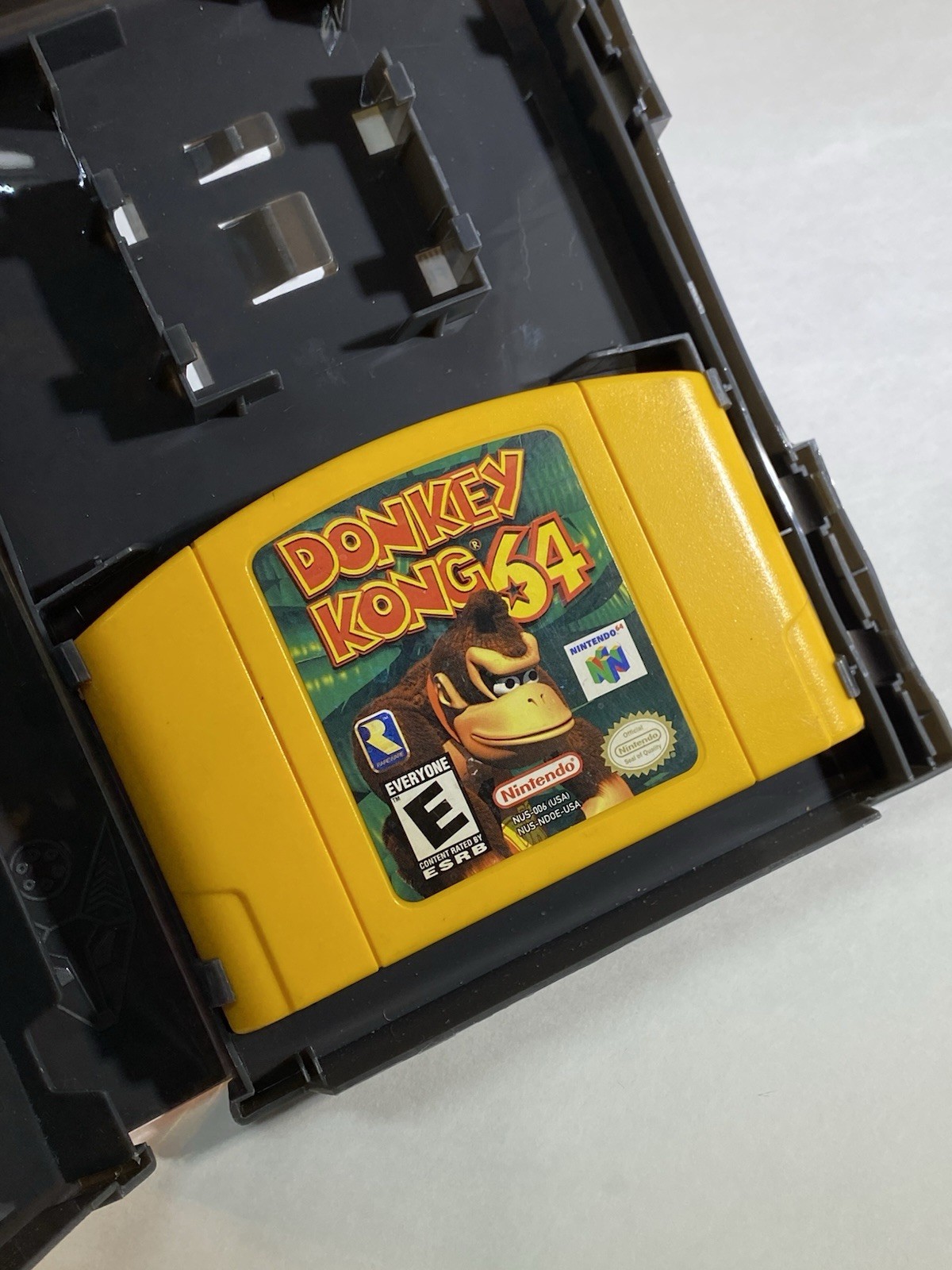 Nintendo 64 Donkey Kong 64 Collectors Edition Yellow Game Pak NICE