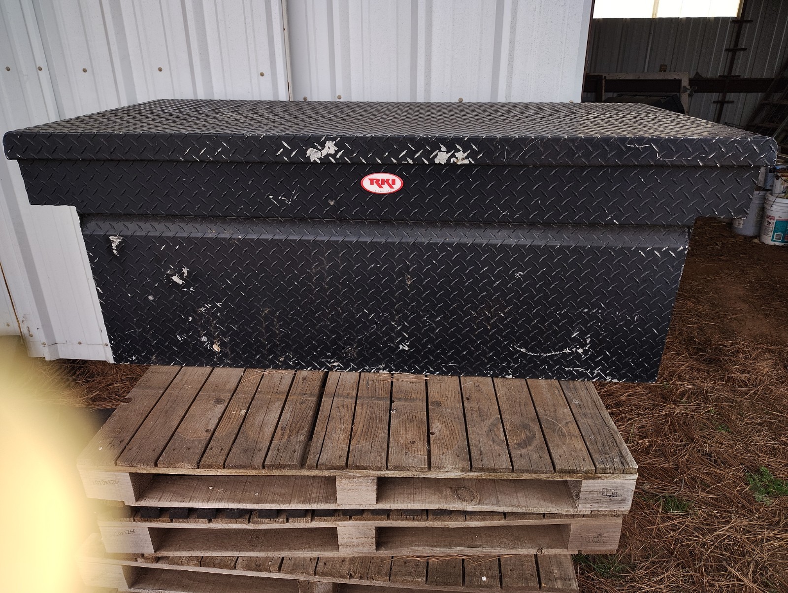 RKI CROSSOVER TOOL BOX